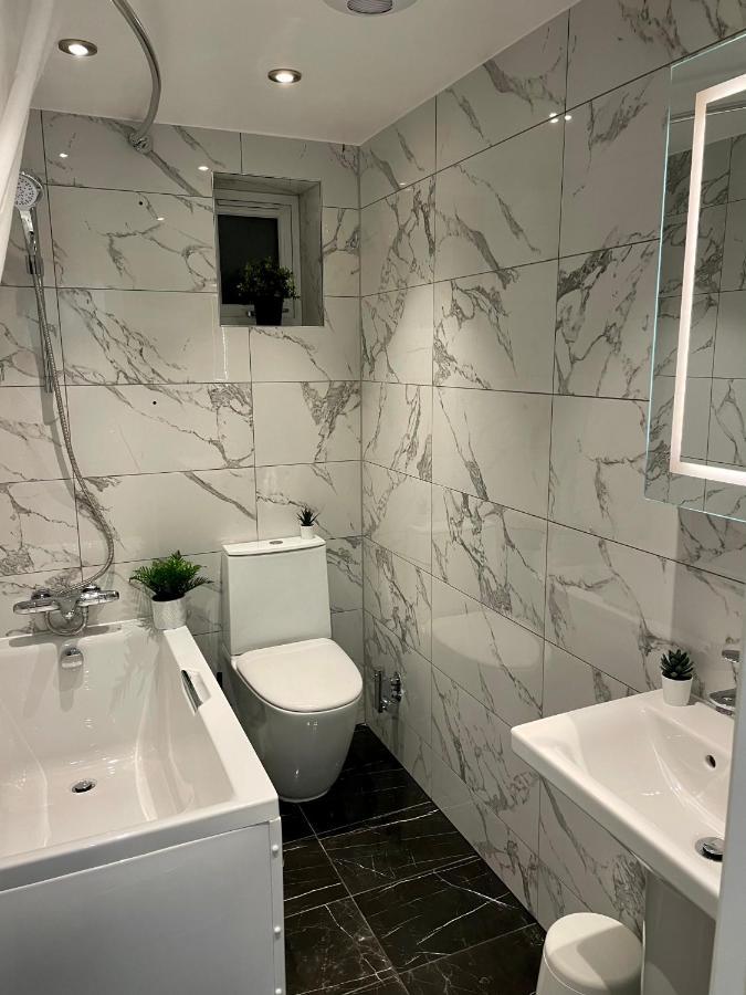 Smart/ Modern One Bedroom Flat Purley Exterior foto